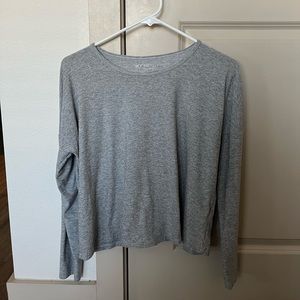 Beyond Yoga Gray Long Sleeve Crop